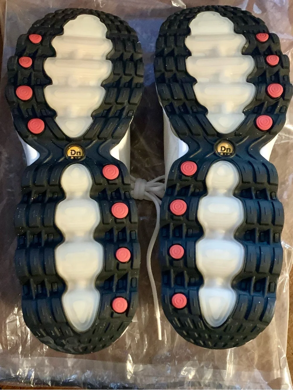 🆕 Nike Air Max sneakers Dn8